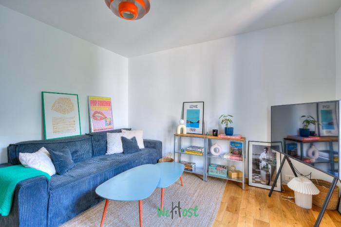 Louis Bonnet - CI - Parisian getaway in a beautiful apartment for 2