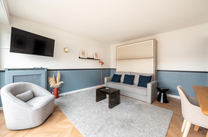 Mid-term l Parc Monceau - AC & Rooftop