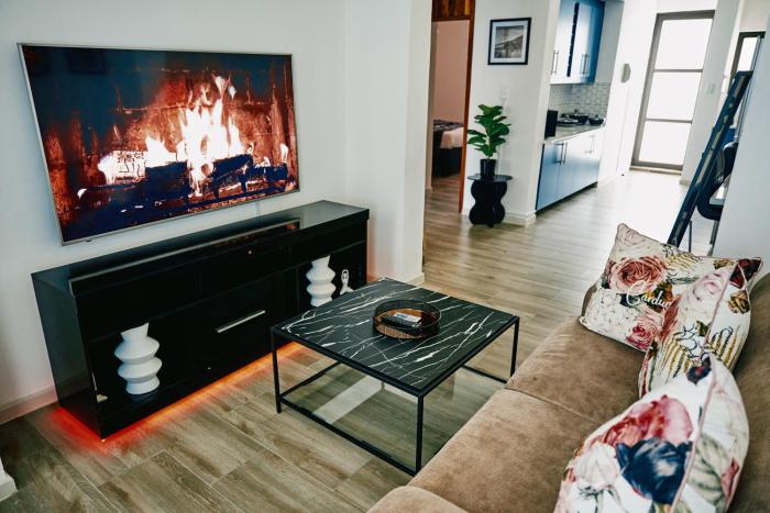 Eli Eli Luxury Suites