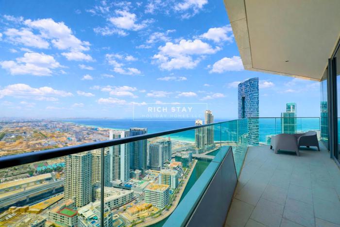 Harmonious 3BR in Stella Maris, Sea View, Marina