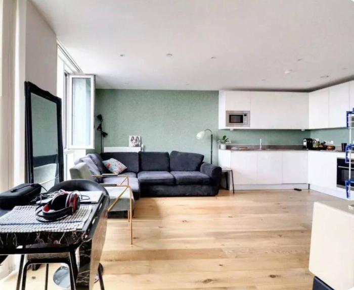 RocknRoll Retreat in the Heart of London