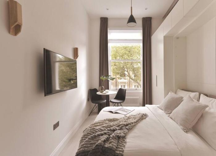 Private studio in calm and beautiful street.