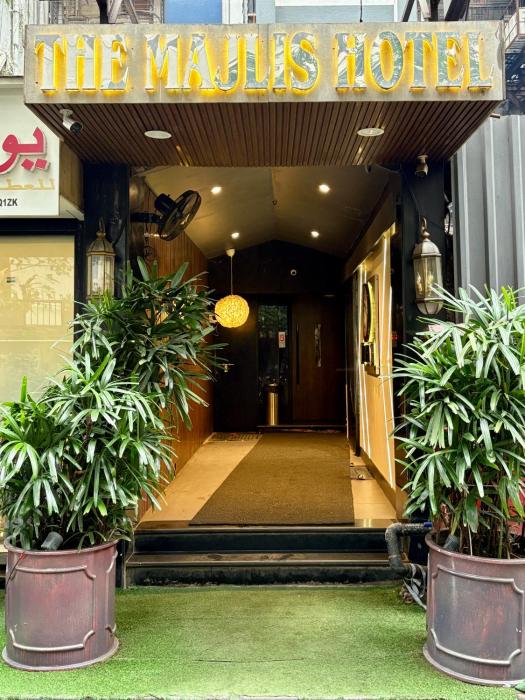 The Majlis Hotel - Colaba Mumbai