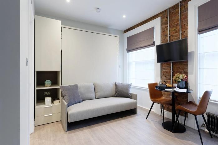 Lovely studio in the heart of London-Second floor.