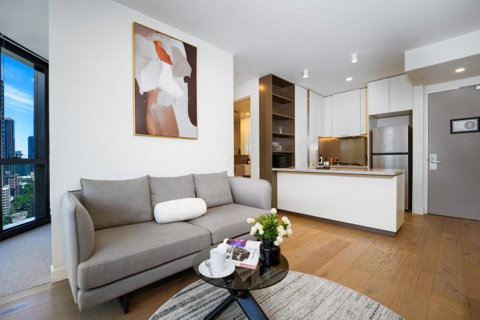 Luxe City Family Suite with Heated Pool Gym