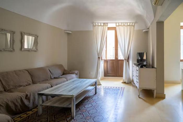 Piazza Teatro View Flat