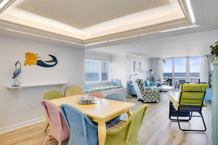 Lighthouse Point 228- Stunning Beachside Residence