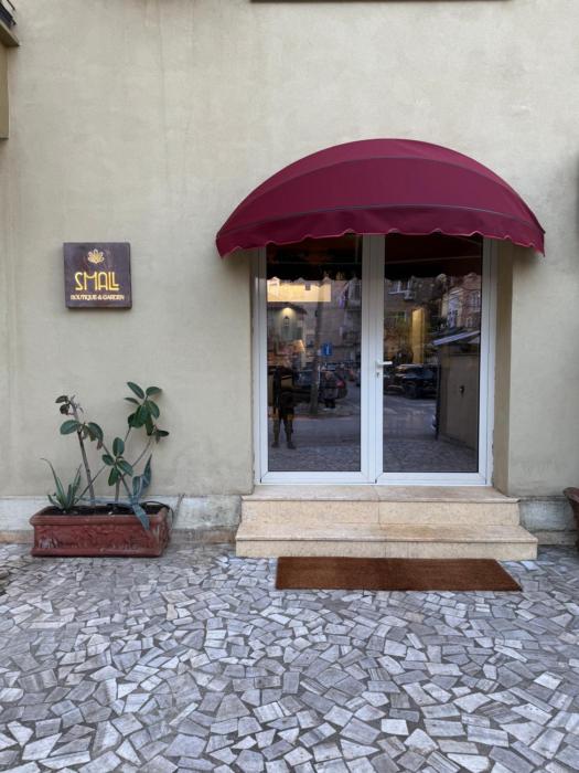 SMALL Boutique & Garden