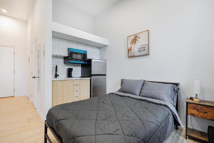 Studio pour 2 voyageurs- location par semaine avec un parking gratuit