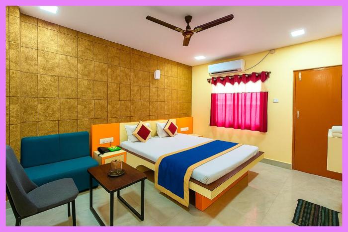 Hotel Coral Premium Suite Near Jagannath Temple - Sea Beach - Lift Free Parking & Swimming Pool - Best Prime Location Hotel