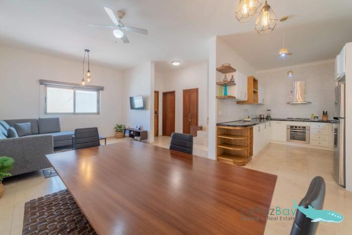 Beautiful House 3 Floors BBQ and Relaxation