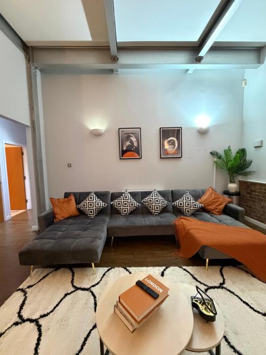 Modern 1BR in Jewellery Quarters with Free Parking onsite