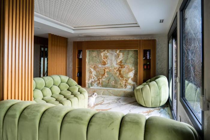 Stunning Beachfront Penthouse Panoramic Jacuzzi