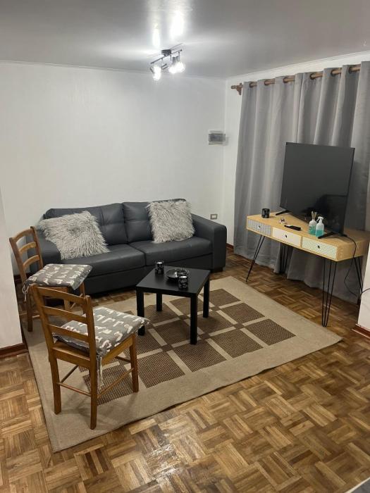 Entire house b Universitario