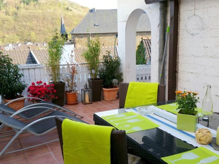 Holiday apartment in Dernau with parking