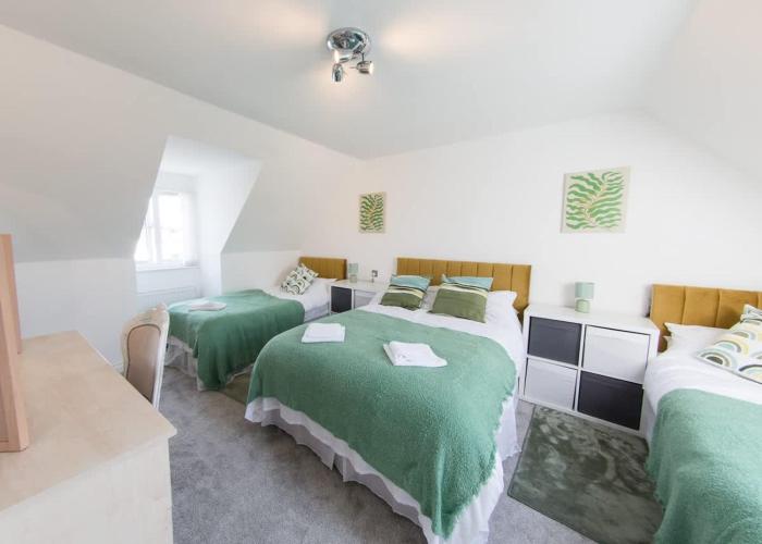 Stylish 3 BED South Sheilds Home - Sleeps 7