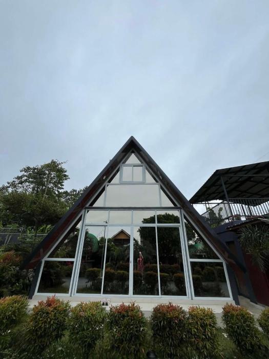 D LUXE Garden Resort