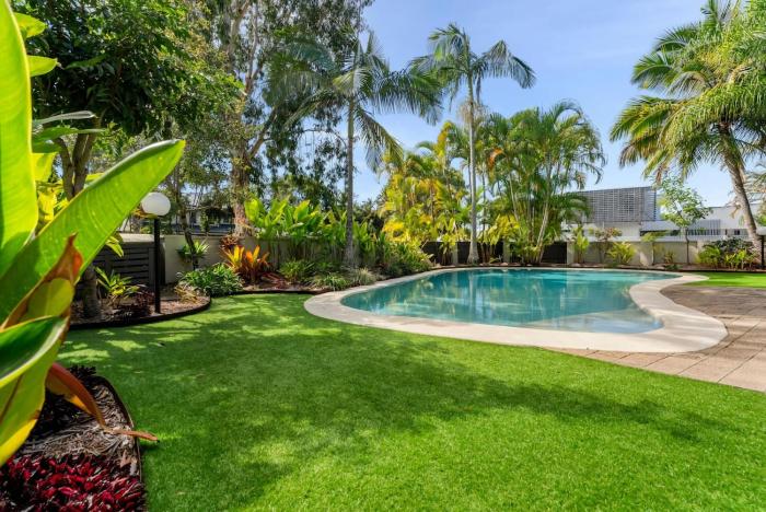 The Noosa Villa Luxe Townhouse in Great Location