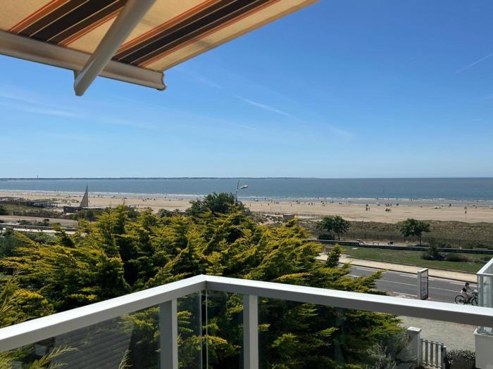 Appartement vue mer pour 2 avec balcon et parking - FR-1-364-186