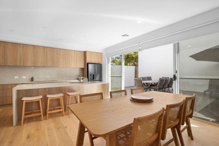 Beachside Hideaway on Anderson