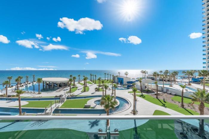 Encantame Soleil 3rd Floor R-303 2BR Sleeps 8