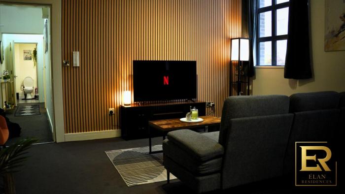 Stylish 2BR - Heart of Manchester - Free Parking