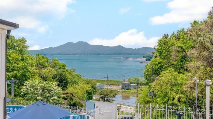 Ganghwa Giverny Spa Pension