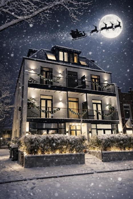 Boutique Hotel At Sea