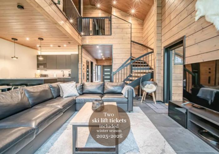 Villa Tieva B Ski-in Ski-out by Aavalevi
