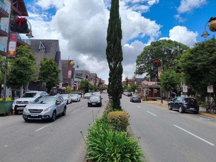 No Coração de Gramado! Faça tudo a pé. Reformado.