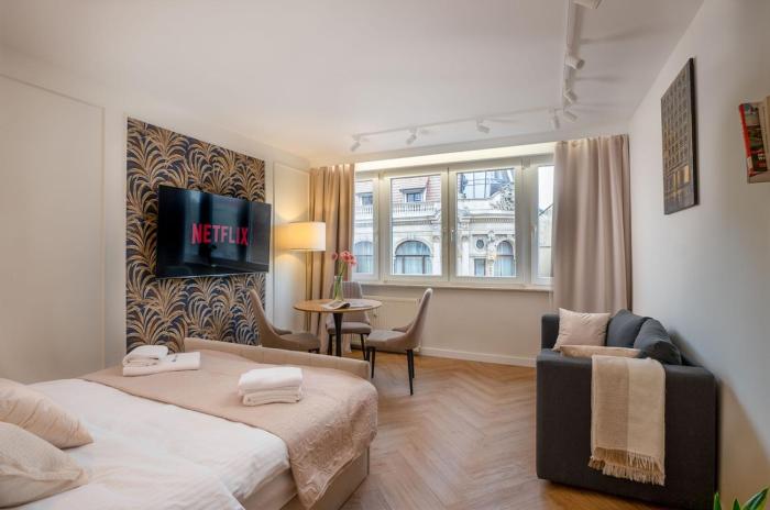 Świdnicka City Center Apartment with Opera View ProperUNIT