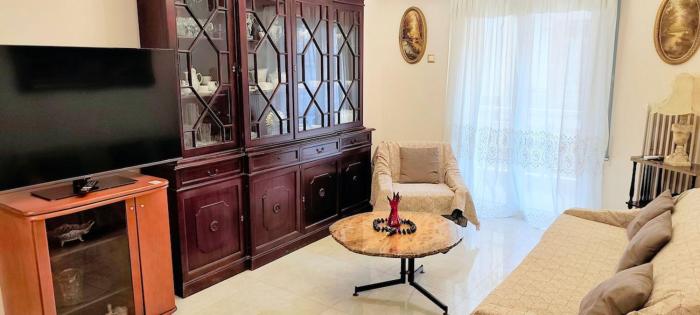 Pretty apartment in Acropolis