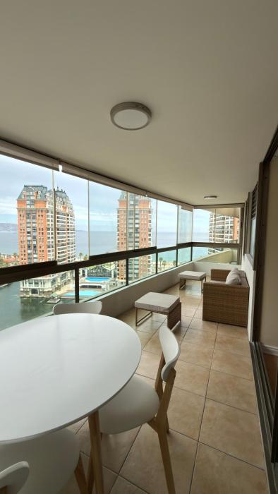 Piso con vista al mar céntrico precio único