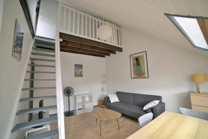 APPARTEMENT DUPLEX HYPER CENTRE