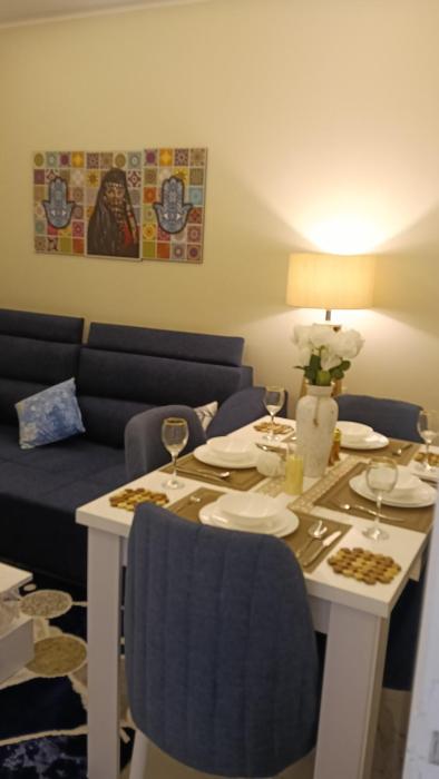 Sea view Hotel Apartment in center