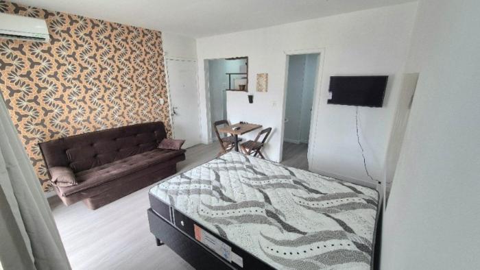 Loft com estacionamento e Ar Condicionado em Balneario Camboriu