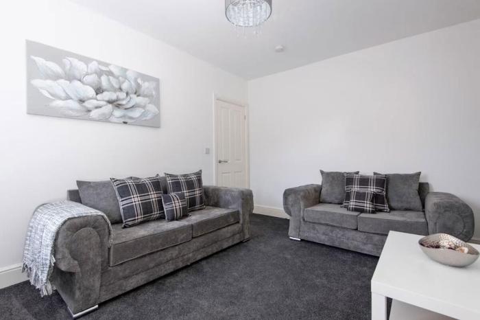 DiscountsContractorsWIFIFree ParkingSmart TV