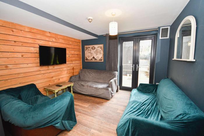 Convenient 4BED Budget Apartment in Headingley