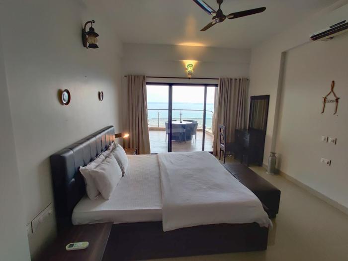 Sea View 4BHK Apartment in Panjim with Pool & Balcony