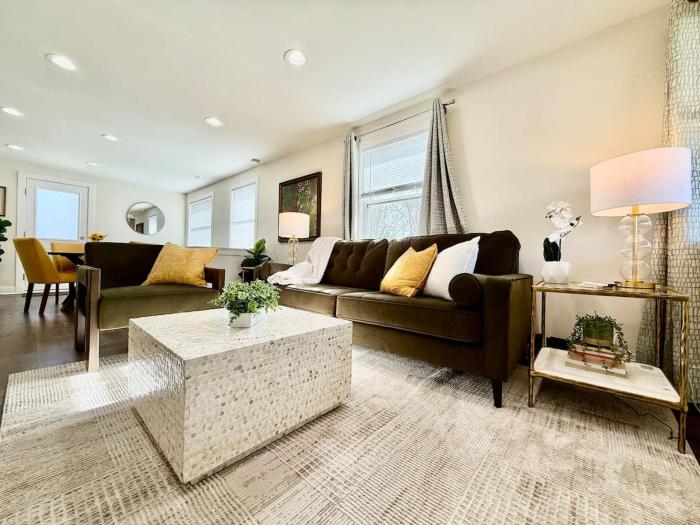 Cute and Cozy House in Quiet Blue Ash Neighborhood