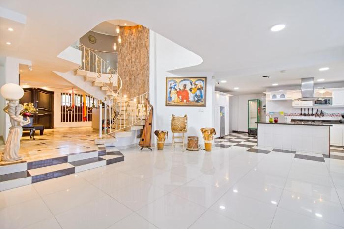 Beautiful House 3 minutes from Historic Downtown