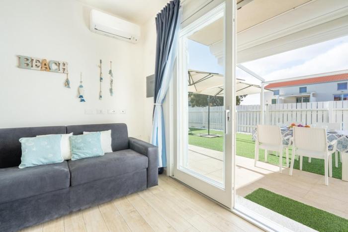 The Shell Beach House - 2 steps from the sea