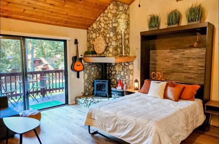 Casa del Lago-Condo In Town & Trails nearby