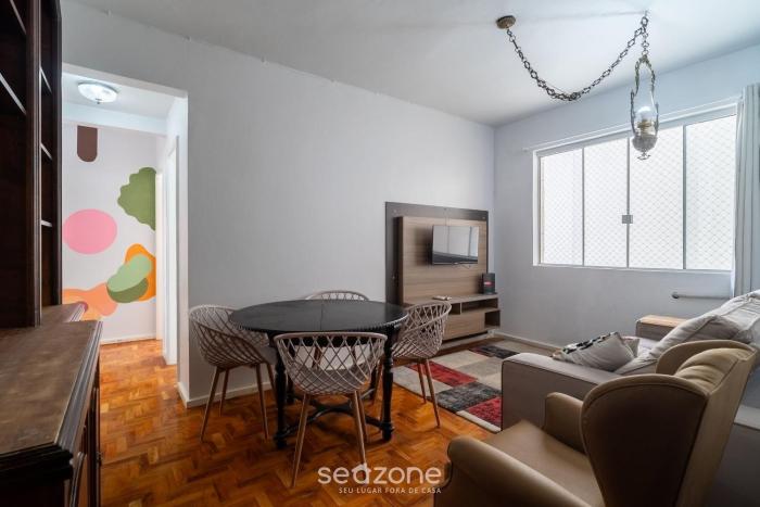 Apto 2 Quartos no Centro de Floripa EBE0804