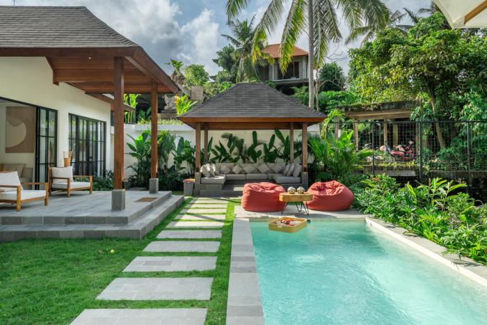 Verona by DH - Live the Verona Lifestyle - New Villa with Pool - Designer Decor