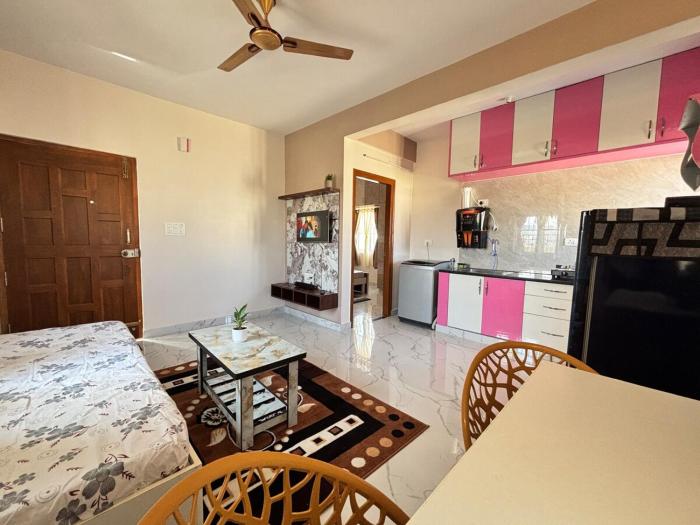 Family and couples friendly stay