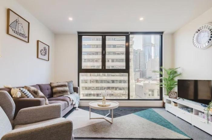 Paris End Parking Free Trams Chinatown