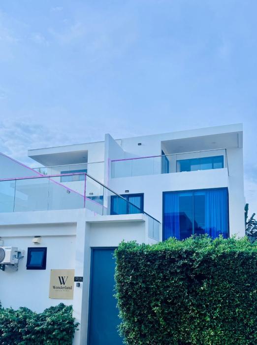 Wonderland Sapphire 8 Bedroom Luxury Villa