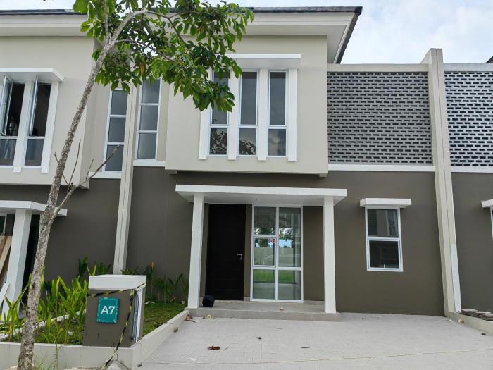 Golden Sleep Villa Tenayan Homestay Near Mal Pekanbaru