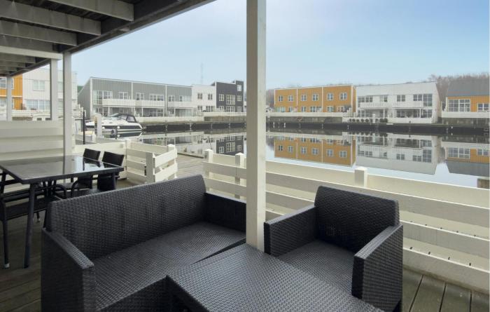 Cozy Home In Ebeltoft With Sauna